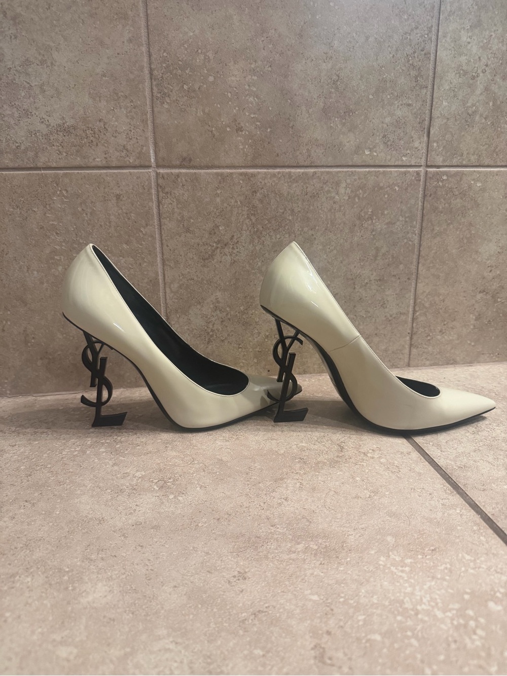 Saint Laurent Cream Patent Opyum Logo-Heel Pumps